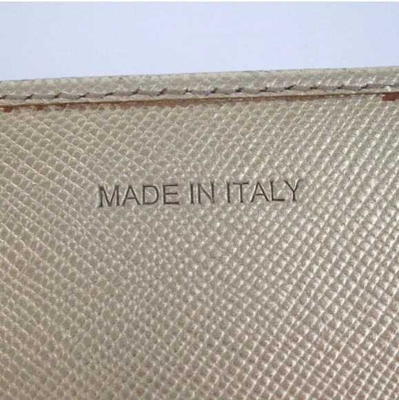 Authentic PRADA Wallet Leather - Picture 16 of 16